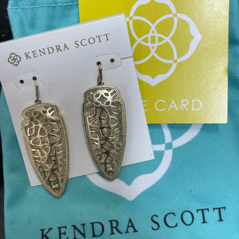 Kendra Scott Gold Arrowhead Earrings